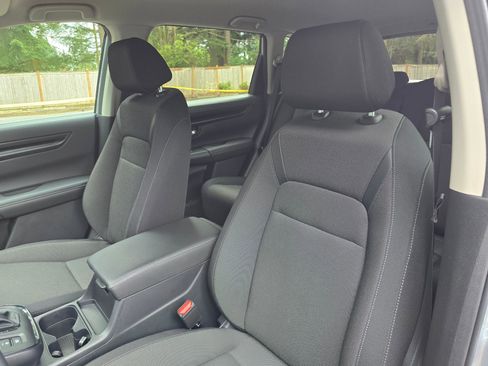 Certified 2025 Honda CR-V LX image 21