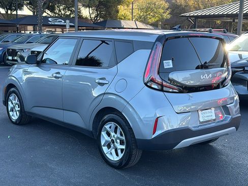 Used 2023 Kia Soul LX w/ Option Group 015 image 6