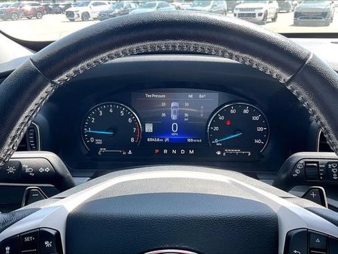 Used 2021 Ford Explorer XLT w/ Equipment Group 202A AWD/4WD image 20