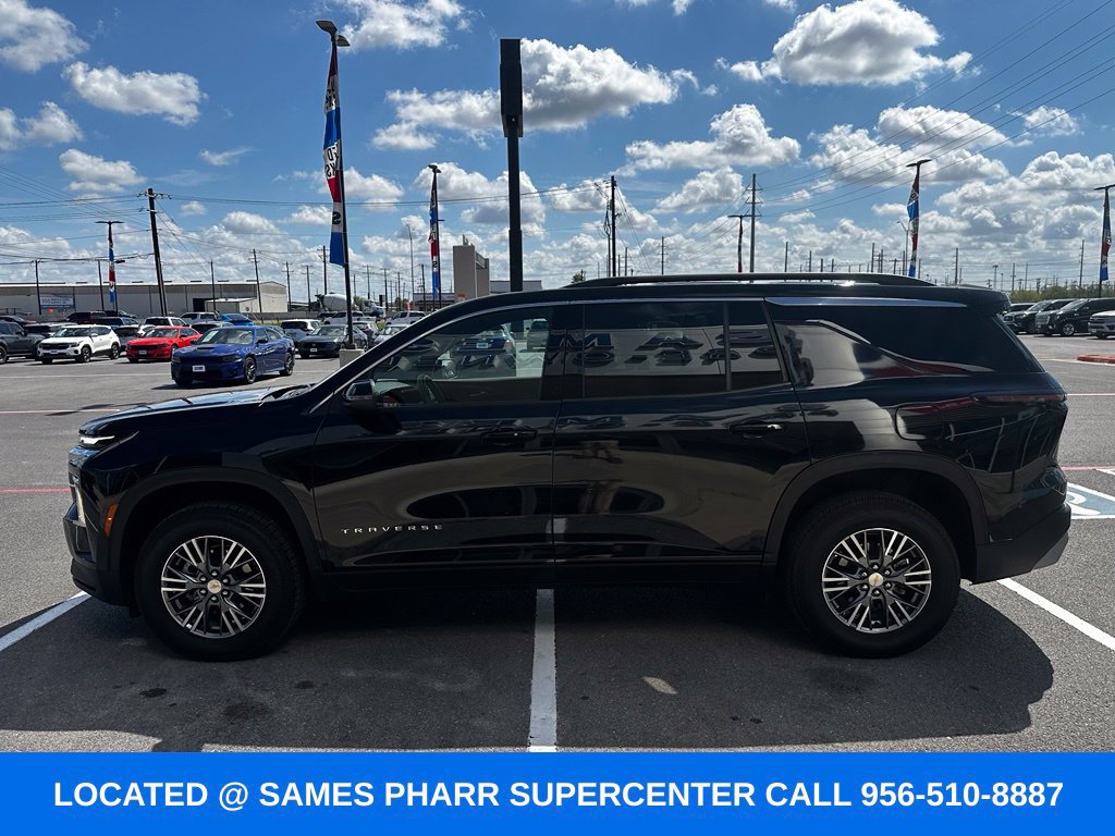Used 2026 Chevrolet Traverse LT AWD/4WD image 10