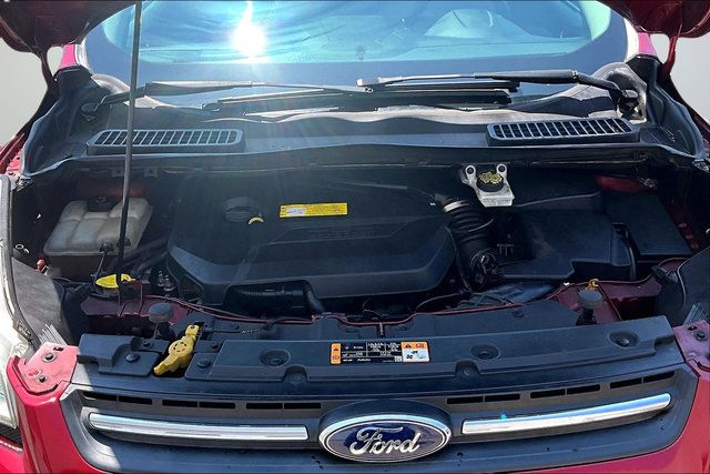 Used 2016 Ford Escape SE w/ Equipment Group 201A FWD image 9