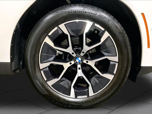 Used 2025 BMW X3 xDrive30i w/ Premium Package AWD/4WD image 10