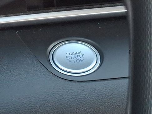 Certified 2023 Hyundai Elantra SEL w/ Convenience Package image 23