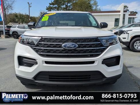 Used 2024 Ford Explorer XLT image 7