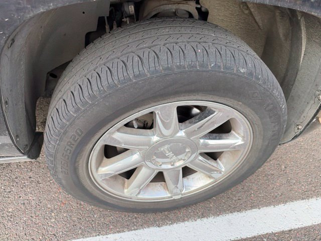 Used 2013 GMC Yukon XL Denali RWD image 11