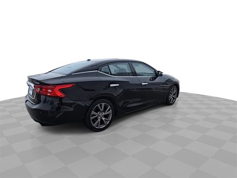 Used 2017 Nissan Maxima Platinum image 8