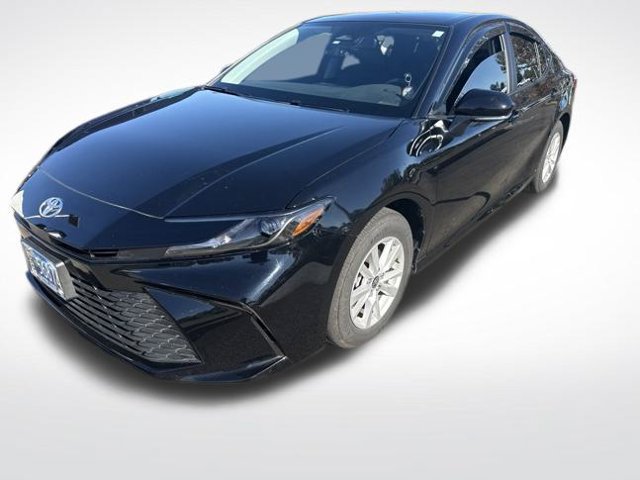 Used 2025 Toyota Camry LE w/ Convenience Package AWD/4WD image 4