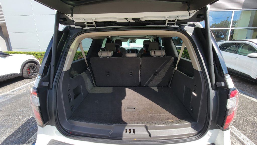 Used 2020 Ford Expedition Max Limited w/ Equipment Group 301A RWD image 8