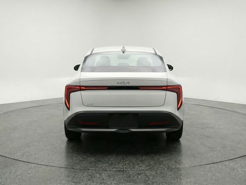 Used 2025 Kia K4 LXS image 7