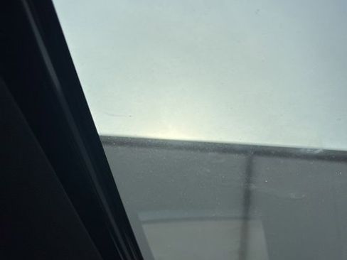 Used 2025 GMC Canyon AT4 w/ Off-Road Front Bumper Package image 15