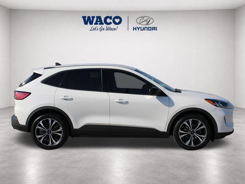 Used 2021 Ford Escape SE w/ SE Sport Appearance Package FWD image 9