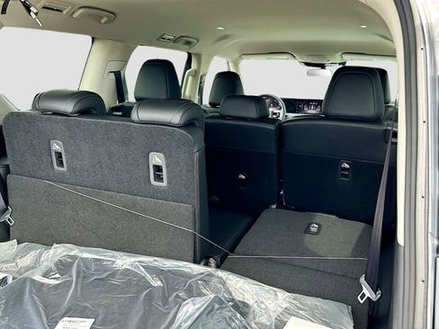 New 2026 Nissan Armada SV RWD image 20