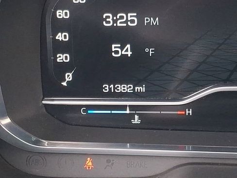 Used 2022 GMC Yukon AT4 image 22