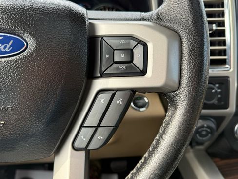 Used 2016 Ford F150 Lariat w/ Equipment Group 502A Luxury image 12