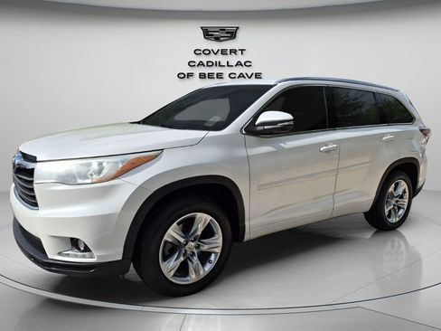 Used 2014 Toyota Highlander Limited image 3