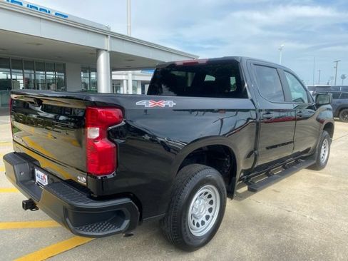 New 2026 Chevrolet Silverado 1500 W/T w/ WT Value Package AWD/4WD image 7