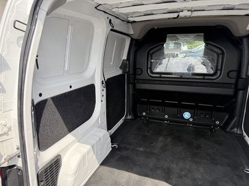 Used 2020 Nissan NV200 SV image 19