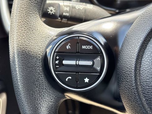 Used 2023 Kia Soul LX w/ LX Technology Package FWD image 23