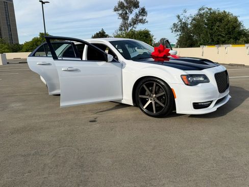 Used 2013 Chrysler 300 S RWD image 46
