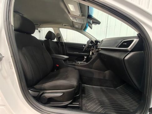 Used 2020 Kia Optima LX FWD image 18