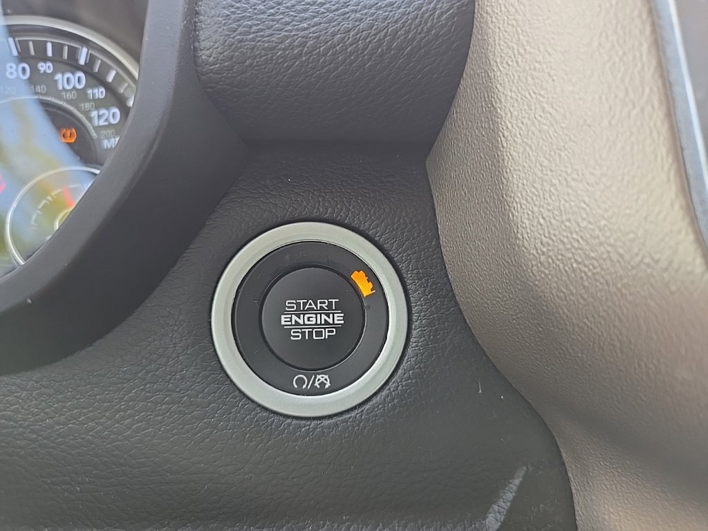 Used 2019 RAM 1500 Laramie AWD/4WD image 26