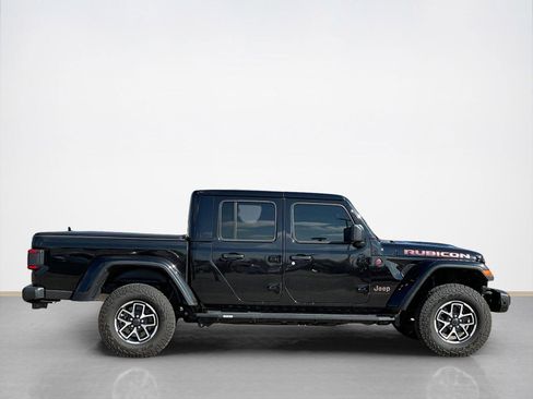 Used 2024 Jeep Gladiator Rubicon image 8