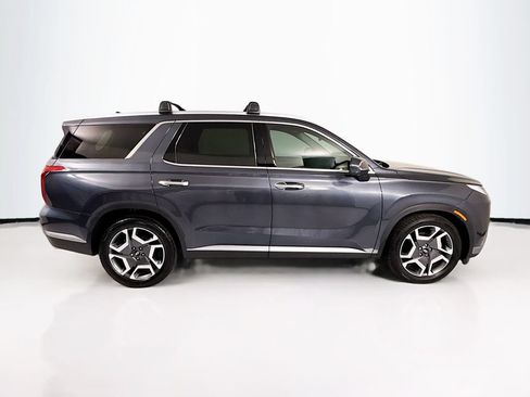 Used 2024 Hyundai Palisade SEL w/ Premium Package FWD image 4