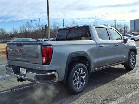 New 2026 GMC Sierra 1500 SLE image 6