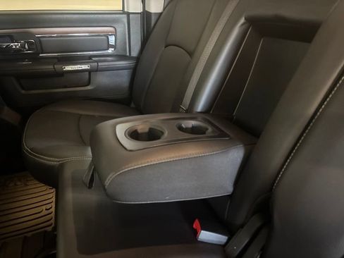 Used 2016 RAM 1500 Laramie w/ Convenience Group AWD/4WD image 16