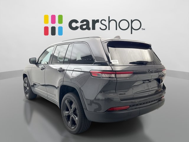 Used 2023 Jeep Grand Cherokee Altitude AWD/4WD image 3
