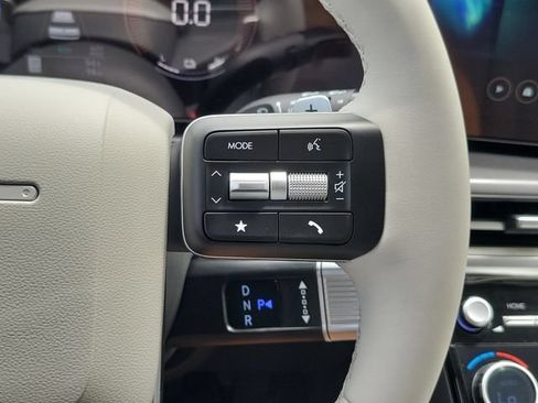New 2026 Hyundai Santa Fe SE FWD image 8