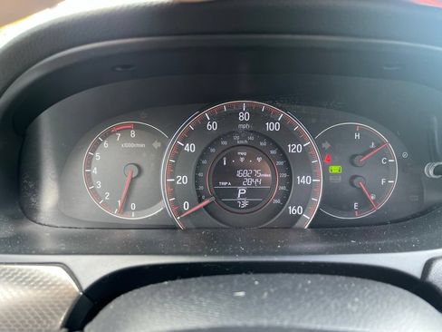 Used 2017 Honda Accord EX image 6