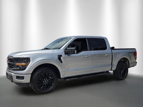Used 2025 Ford F150 XLT w/ Equipment Group 302A MID AWD/4WD image 3
