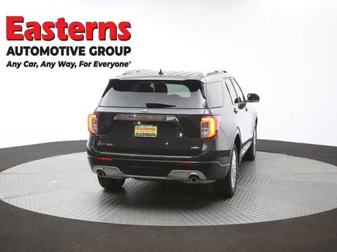 Used 2022 Ford Explorer Limited w/ Hybrid Equipment Group 310A AWD/4WD image 39