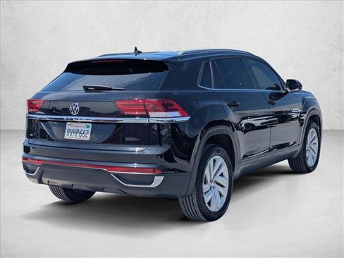 Used 2021 Volkswagen Atlas Cross Sport SE w/ Panoramic Sunroof Package FWD image 5