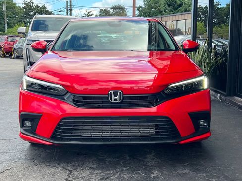 Used 2024 Honda Civic Touring image 4