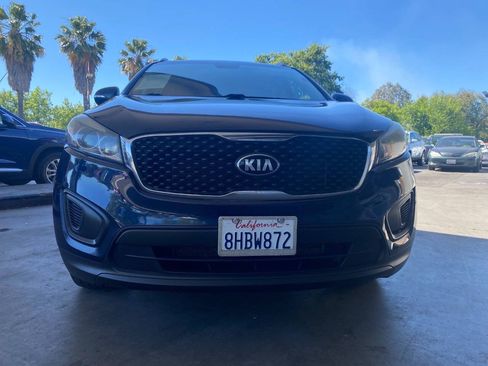 Used 2016 Kia Sorento LX AWD/4WD image 8