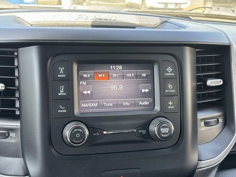 Used 2024 RAM 1500 Tradesman AWD/4WD image 19