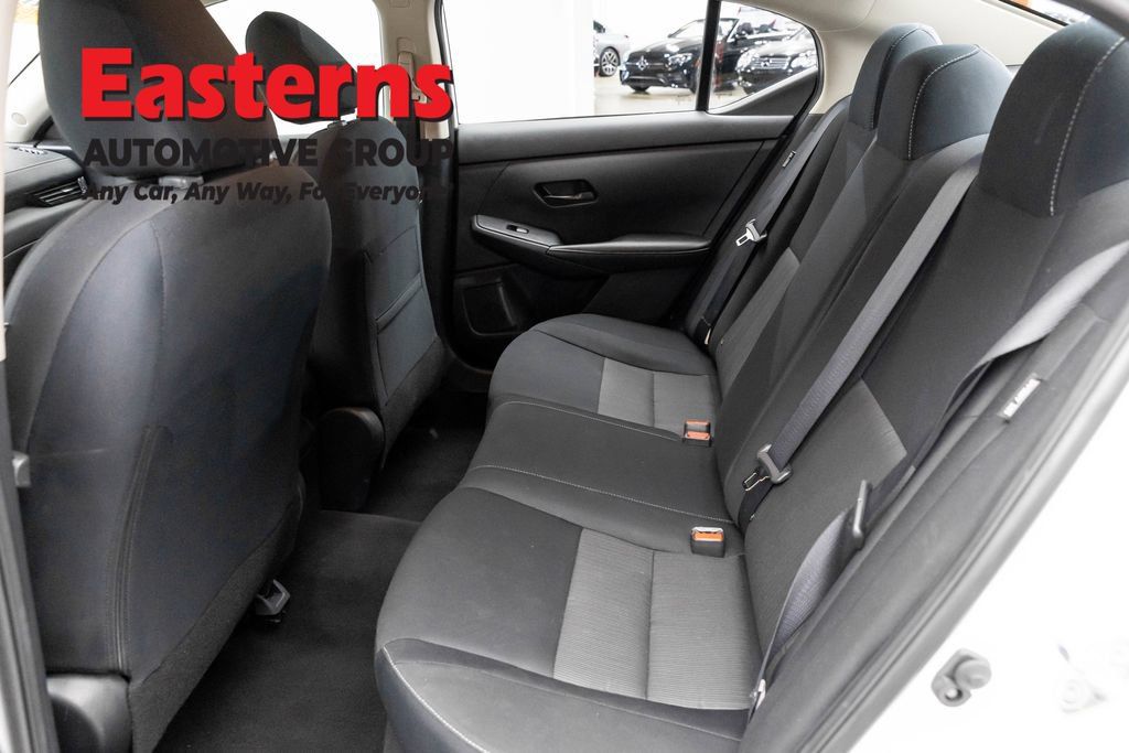 Used 2024 Nissan Sentra SV FWD image 21