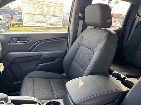 New 2024 Chevrolet Colorado LT w/ LT Convenience Package image 14