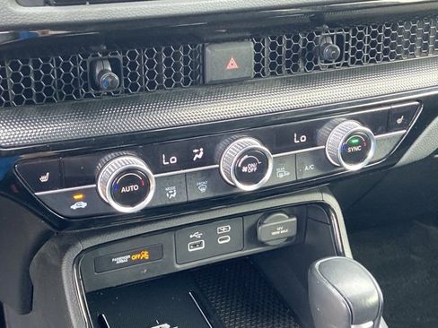 Used 2025 Honda CR-V Sport Touring image 39