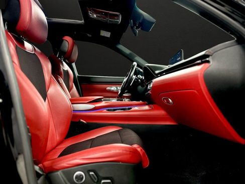 Used 2023 Genesis GV70 2.5T w/ Sport Prestige Package image 21