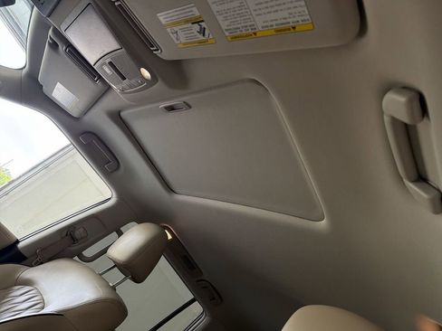 Certified 2024 Nissan Armada Platinum w/ Cargo Package AWD/4WD image 27