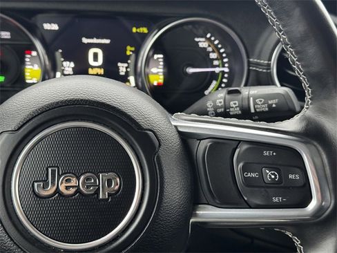 Certified 2022 Jeep Wrangler Unlimited Sahara w/ Cold Weather Group image 25