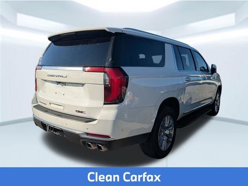 Used 2025 GMC Yukon XL Denali AWD/4WD image 4