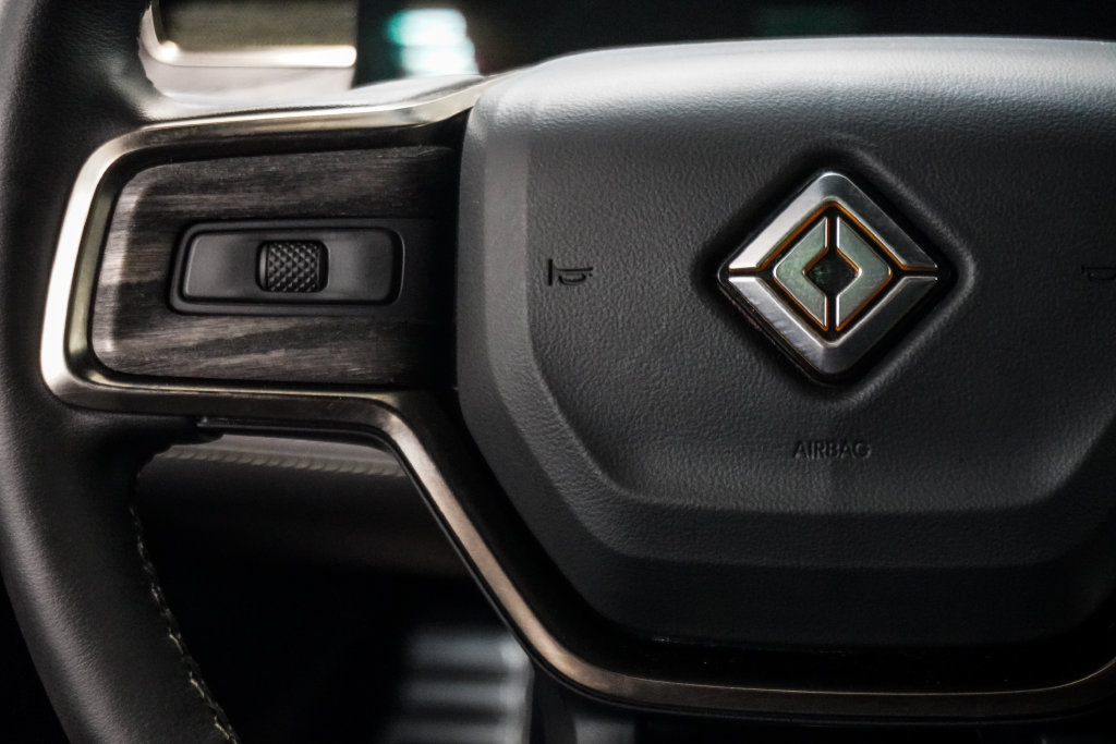 Used 2022 Rivian R1T Launch Edition AWD/4WD image 16