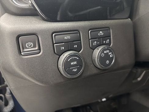 Used 2023 Chevrolet Silverado 1500 LT image 11