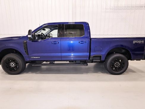 New 2026 Ford F250 Lariat w/ Black Appearance Package AWD/4WD image 6