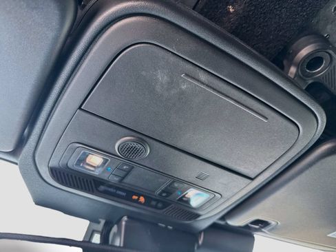 Used 2025 Ford Bronco Outer Banks AWD/4WD image 19