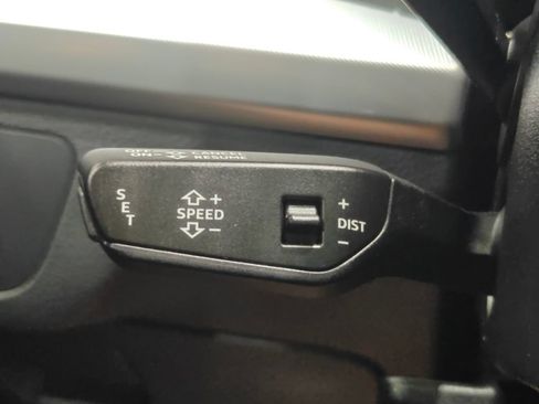 Used 2025 Audi Q5 2.0T Premium AWD/4WD image 45